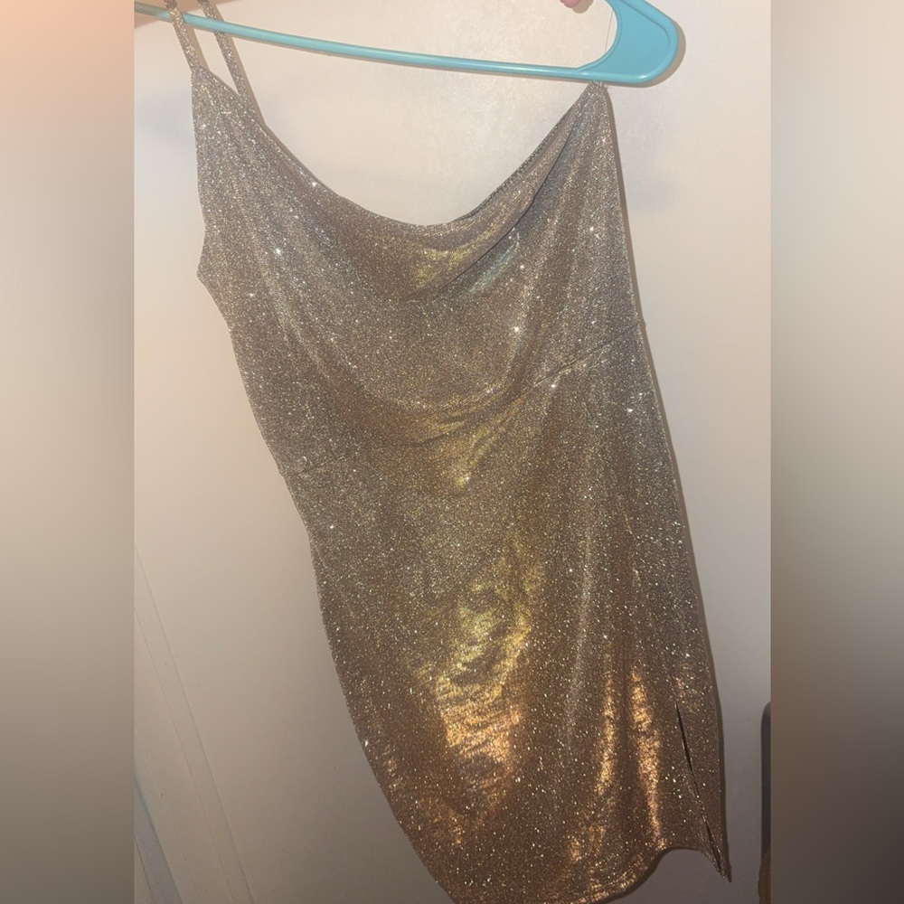 Gold Glitter One-Shoulder Dress